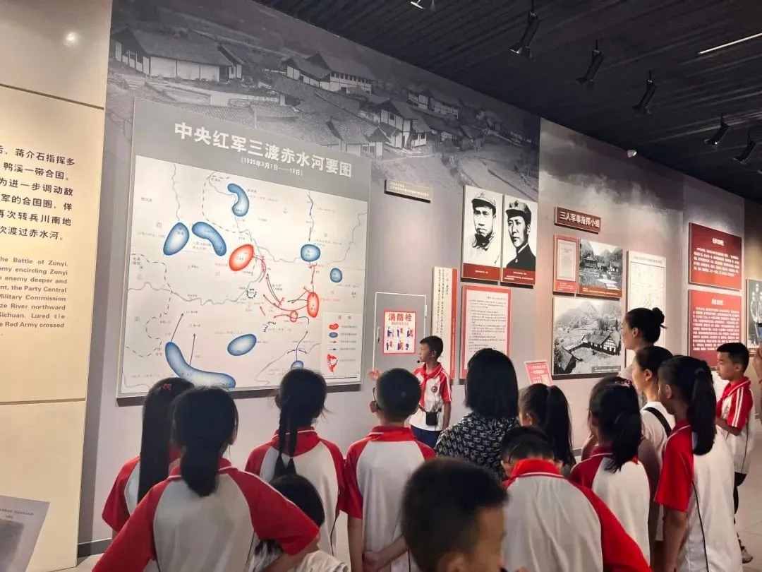 小小讲解员.jpg