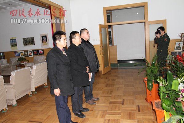 张爱萍将军夫人李又兰同志逝世罗永赋馆长赴京吊唁