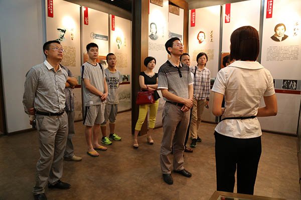 中国井冈山干部学院调研组到四渡赤水博物馆群考察