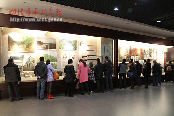 羊年春节四渡赤水纪念馆迎游客高峰
