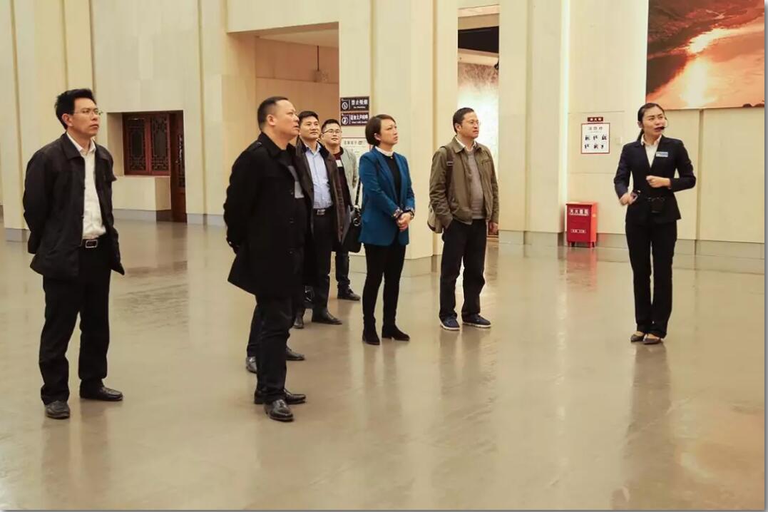 德江县委副书记丁凤鸣一行赴土城考察红色旅游