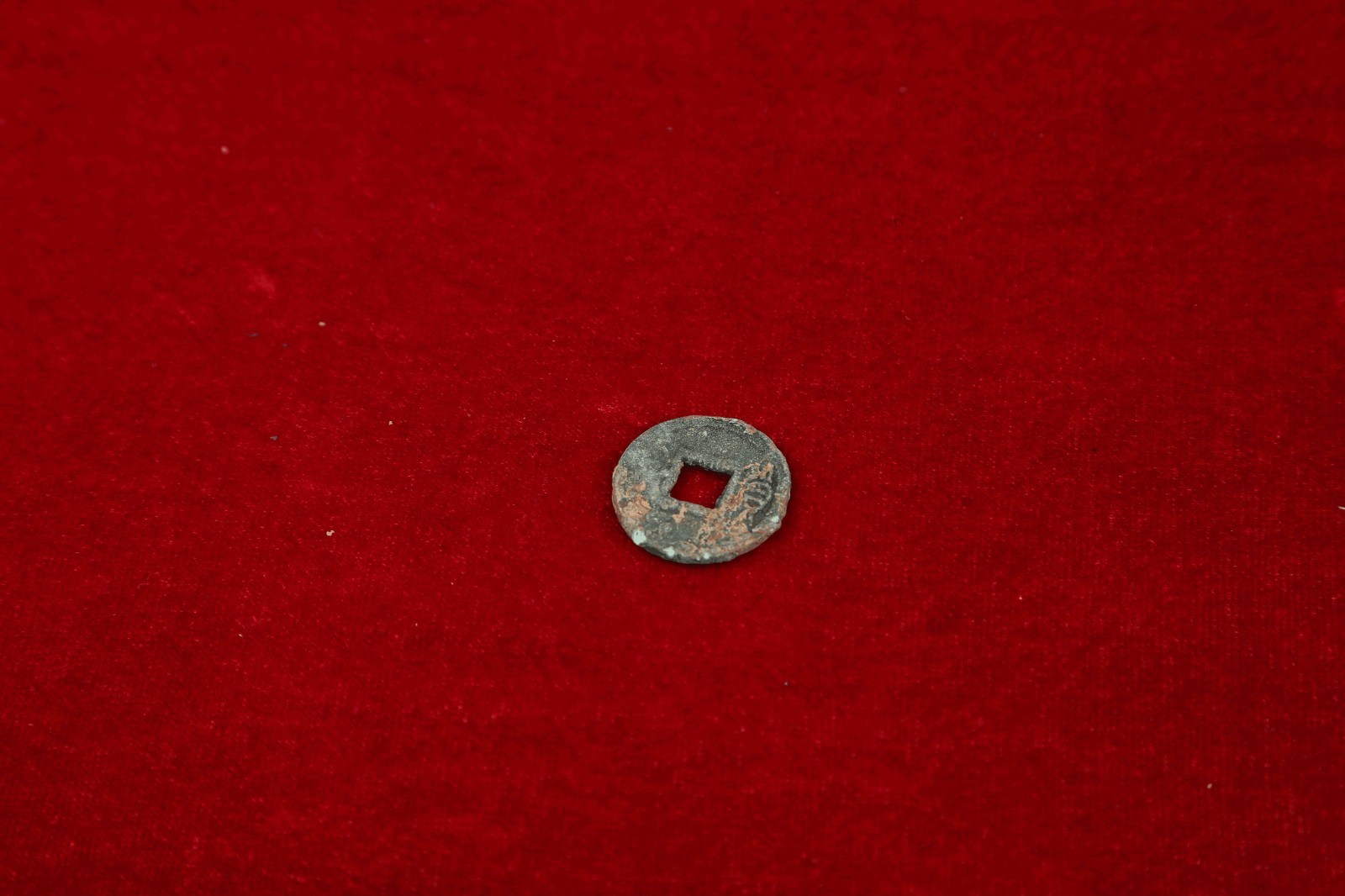 SDCS201709739—货泉铜钱，直径2.16米，厚度0.18厘米，重2.77克。.JPG