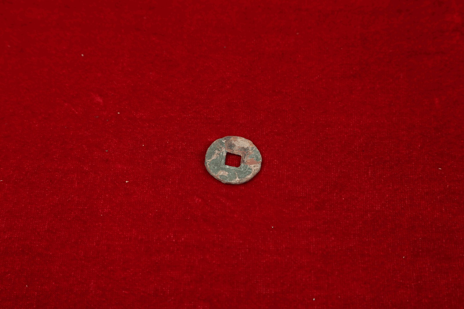 SDCS201709743—货泉铜钱，直径2.34米，厚度0.36厘米，重3.42克。.JPG