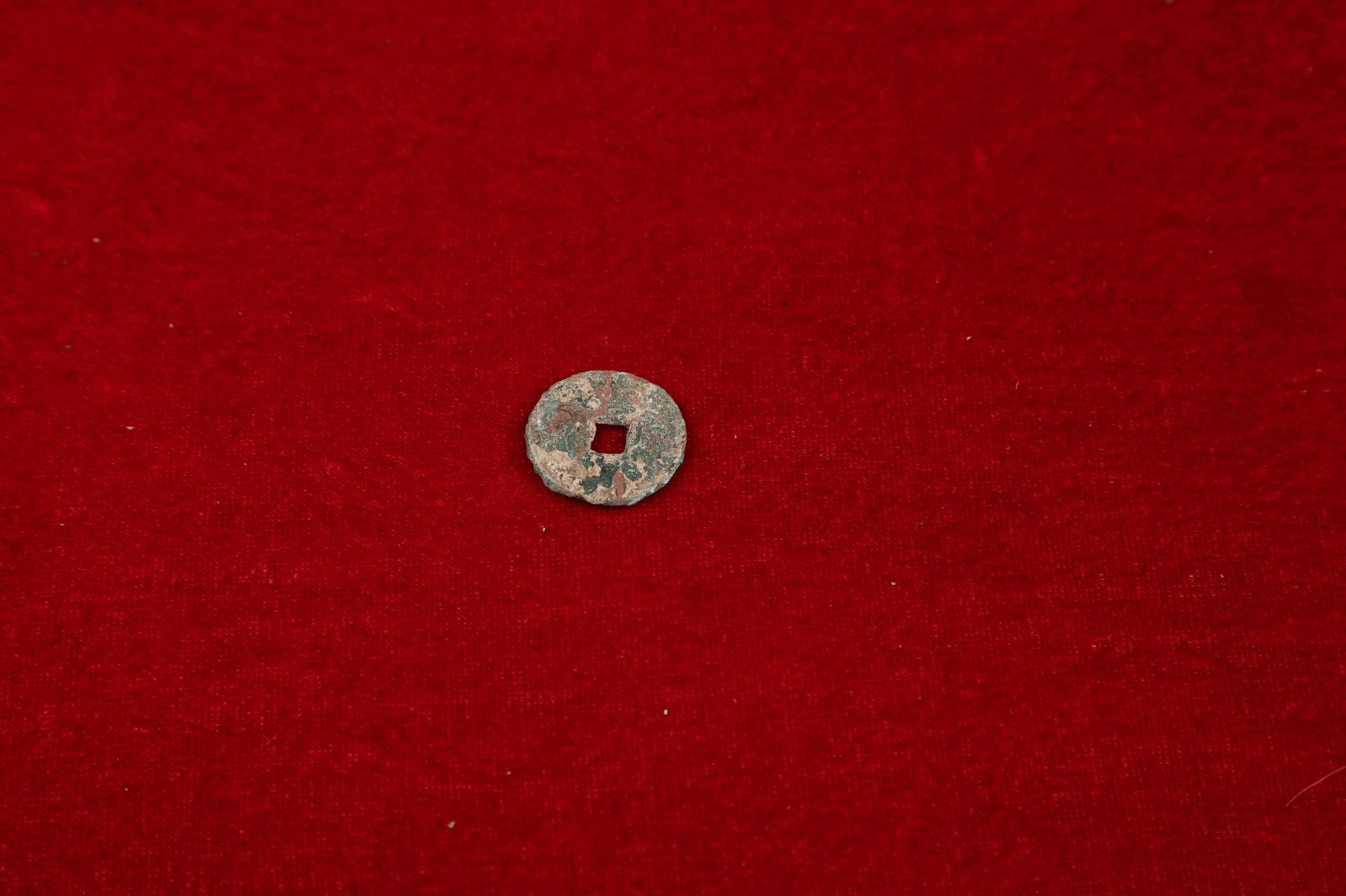 SDCS201709750—货泉铜钱，直径2.3米，厚度0.24厘米，重3.64克。.JPG