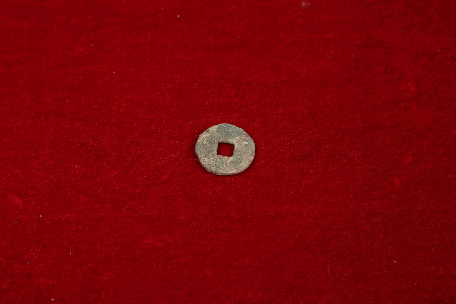 SDCS201709752—货泉铜钱，直径2.36米，厚度0.3厘米，重4.23克。.JPG