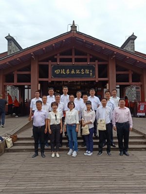走进土城学党史 深入基层办实事
